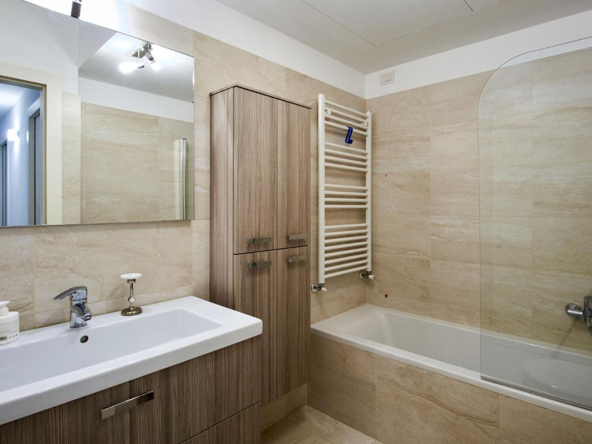 Apartment Promessi Sposi By Interhome Lecco Luaran gambar